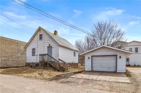 308 Main St, Cornell, WI 54732 photo 2
