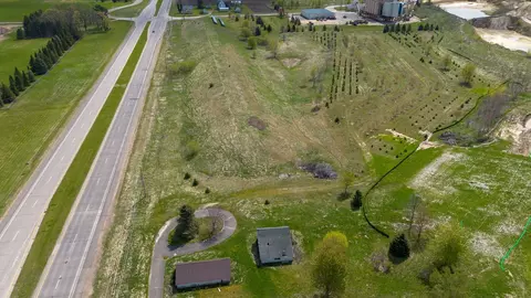 5800 E Us Highway 12road 29, Menomonie, WI 54751
