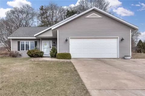 201 Jersey Ln, Elk Mound, WI 54739