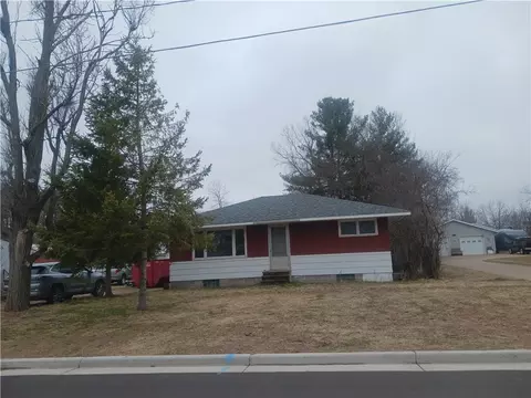 628 W Garden St, Chippewa Falls, WI 54729