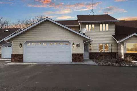 1667 Us Highway 8 #B, St.croix Falls, WI 54024