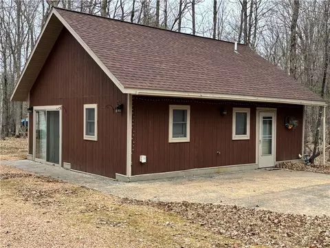 2757 28 14 St, Birchwood, WI 54817