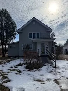 512 W Buckman St, Augusta, WI 54722