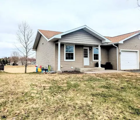 376 Cedar St, Baldwin, WI 54002 photo 2