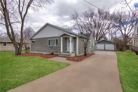 1917 Virginia Ln, Eau Claire, WI 54703