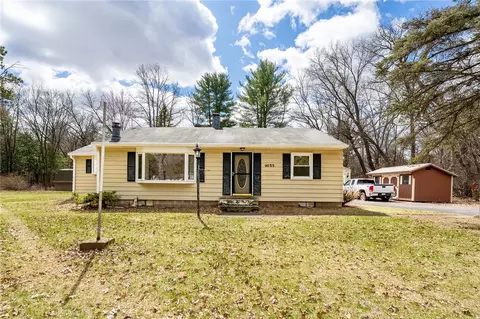 9635 Nine Mile Creek Rd, Fall Creek, WI 54742