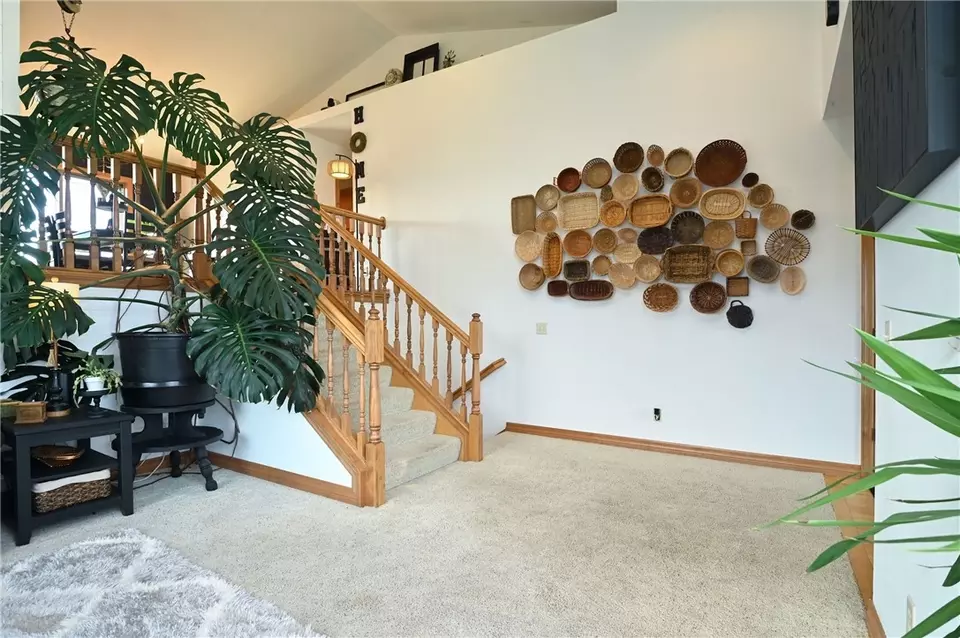 Entry Way - 4410 Echo Valley Dr, Eau Claire, WI 54701 photo 2 of 2