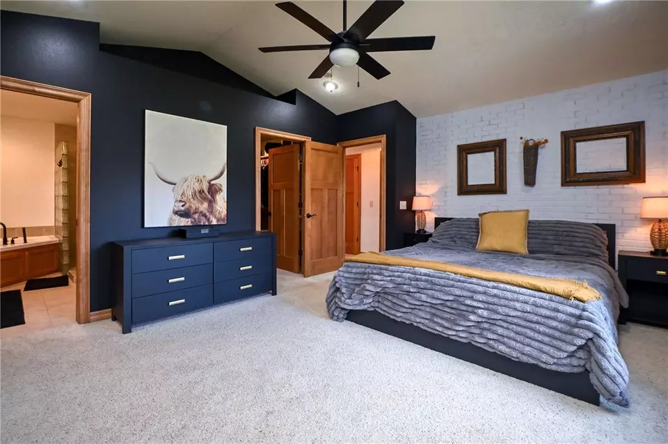 Bedroom - 4410 Echo Valley Dr, Eau Claire, WI 54701 photo 4 of 6