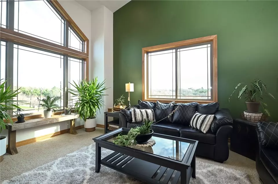 Living - 4410 Echo Valley Dr, Eau Claire, WI 54701 photo 2 of 4