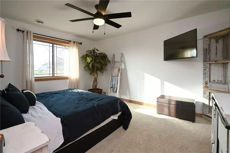 Bedroom - 4410 Echo Valley Dr, Eau Claire, WI 54701 photo 6 of 6