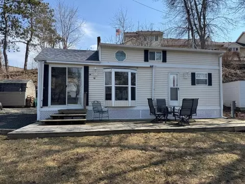 1663 Us Highway 8 #12, Saint Croix Falls, WI 54024