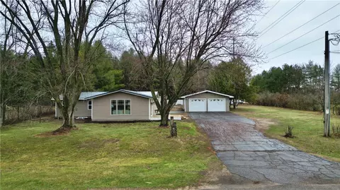 5241 178th St, Chippewa Falls, WI 54729