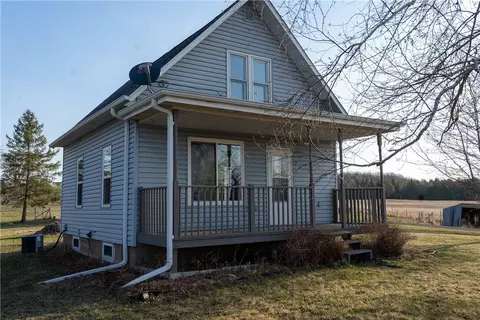 365 State Road 48, Cumberland, WI 54829