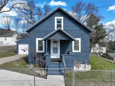 213 Holm Ave, Eau Claire, WI 54703