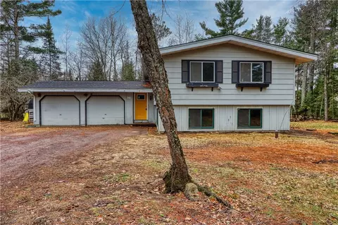 10749 N Namekagon Ln, Hayward, WI 54843