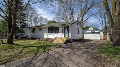 3616 Riverview Dr, Eau Claire, WI 54703