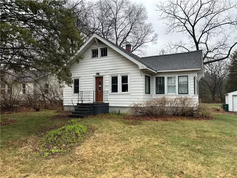 3209 Midway St, Eau Claire, WI 54703