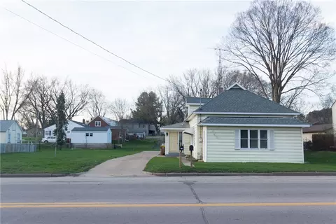 430 E Main St, Mondovi, WI 54755