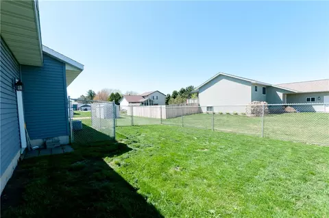 820 N 4th St, Cameron, WI 54822 photo 3