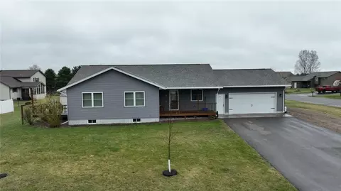 820 N 4th St, Cameron, WI 54822