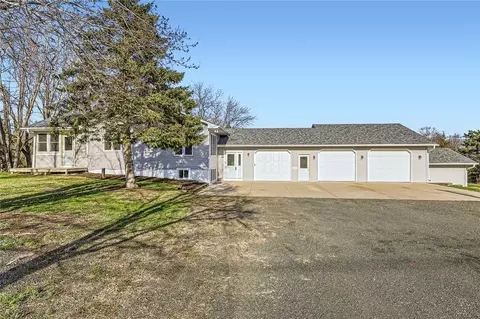 36 260th St, Osceola, WI 54020