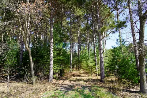 2408 Mitchell Rd, Eau Claire, WI 54701