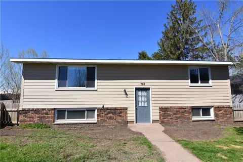 718 Center St, Chetek, WI 54728