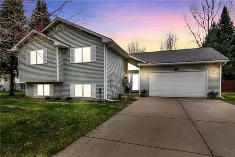2103 Deblene Ln, Eau Claire, WI 54703