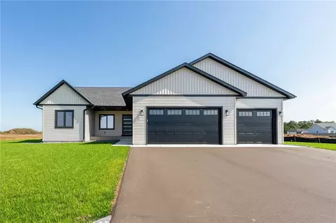 3651 113th St, Chippewa Falls, WI 54729