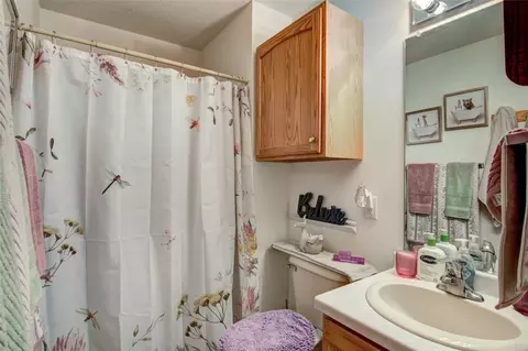 3329 E Meadows Pl, Eau Claire, WI 54701 photo 9