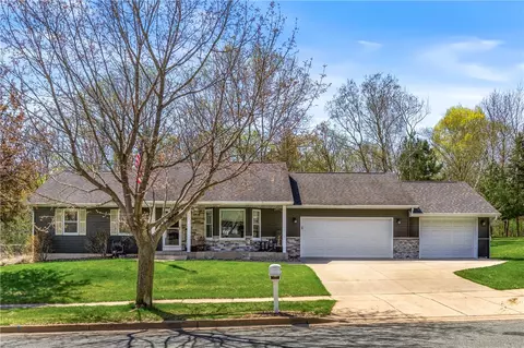 323 Hewitt St, Eau Claire, WI 54701