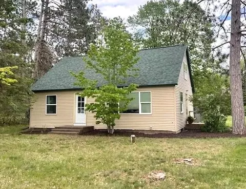 16076 W Park Rd, Hayward, WI 54843