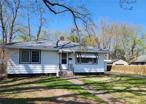 638 Selma St, Eau Claire, WI 54703