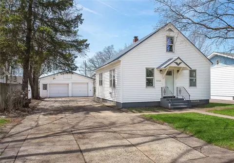 1112 Briggs Ave, Eau Claire, WI 54703
