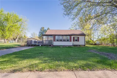 2309 Vine St, Eau Claire, WI 54703