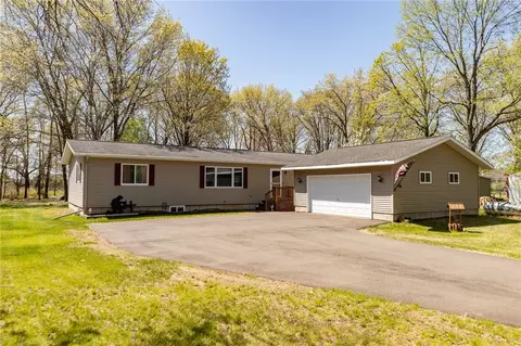 15365 669th St, Wabasha, MN 55981