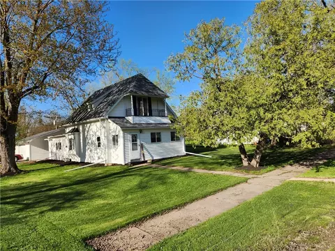509 W Front St, Withee, WI 54498