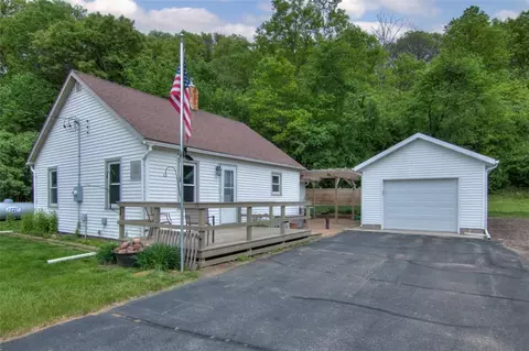 w2631 Comings Road, Eau Claire, WI 54701