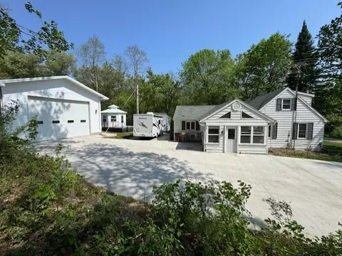 1404 Silver Mine Dr, Eau Claire, WI 54703