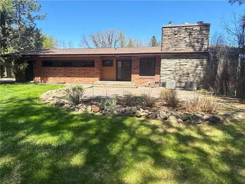 1604 W Allen St, Rice Lake, WI 54868