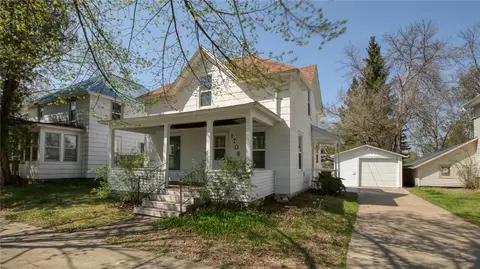 1708 Summit St, Eau Claire, WI 54703