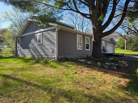 1007 2nd St, Spooner, WI 54801 photo 5