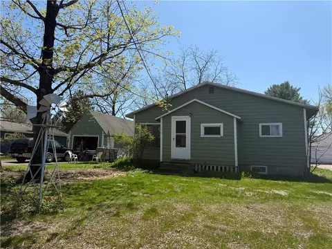 629 W Garden St, Chippewa Falls, WI 54729