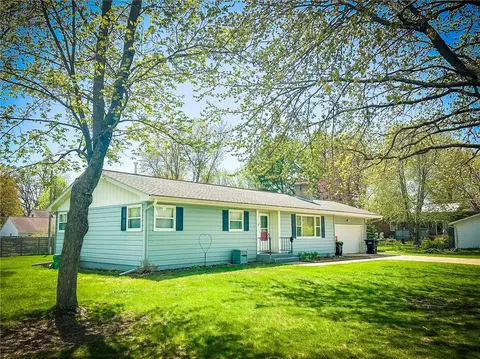 1220 2nd Ave NE, Menomonie, WI 54751