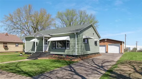 514 Oak St, Bloomer, WI 54724