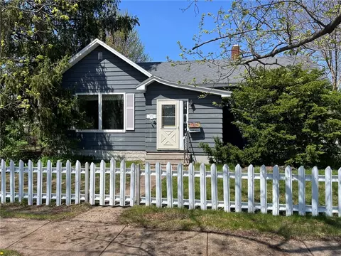 1712 Garfield Ave, Altoona, WI 54720