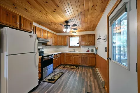 Kitchen - 47025 Twin Pines Ln, Cable, WI 54821 photo 1 of 2