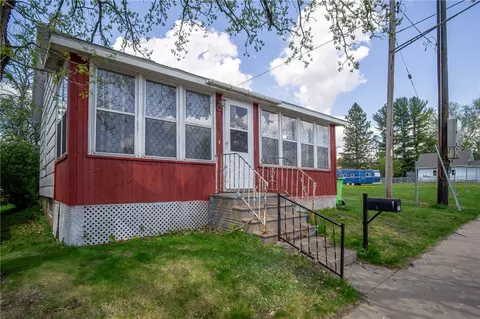 Exterior - 115 E 3rd Ave, Stanley, WI 54768 photo 7 of 8