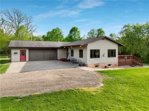 914 8th St, Clayton, WI 54005