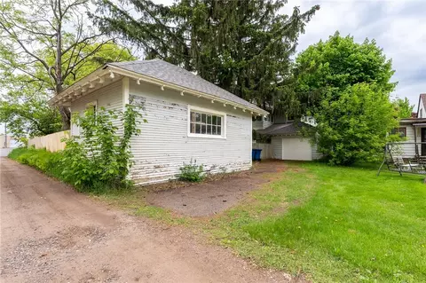 404 Walnut St, Spooner, WI 54801 photo 13